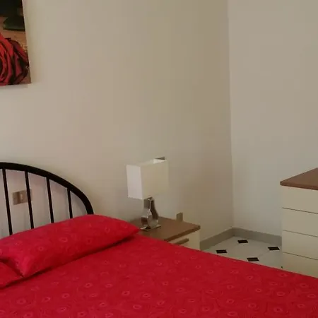 Sole E Luna 阿祖罗港